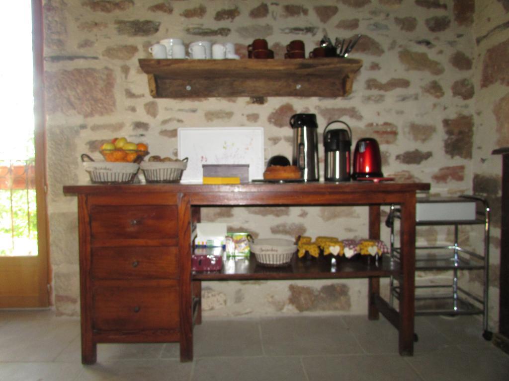Ecuries De Saint Maurice- Maison D'Hotes De Gondou Lacapelle-Marival Esterno foto