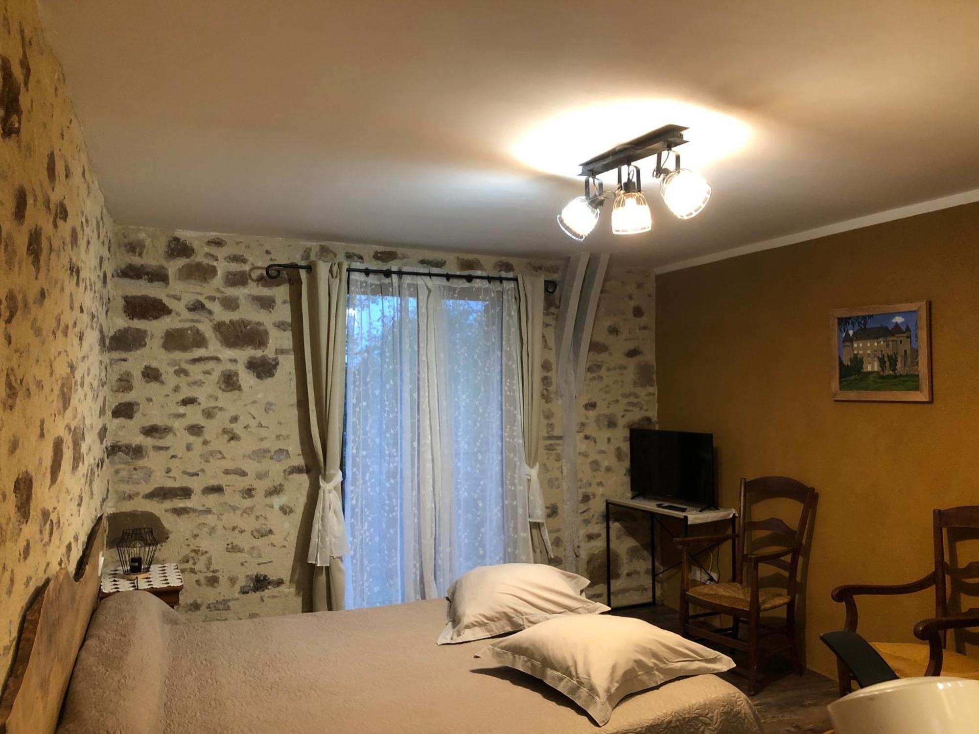 Ecuries De Saint Maurice- Maison D'Hotes De Gondou Lacapelle-Marival Esterno foto