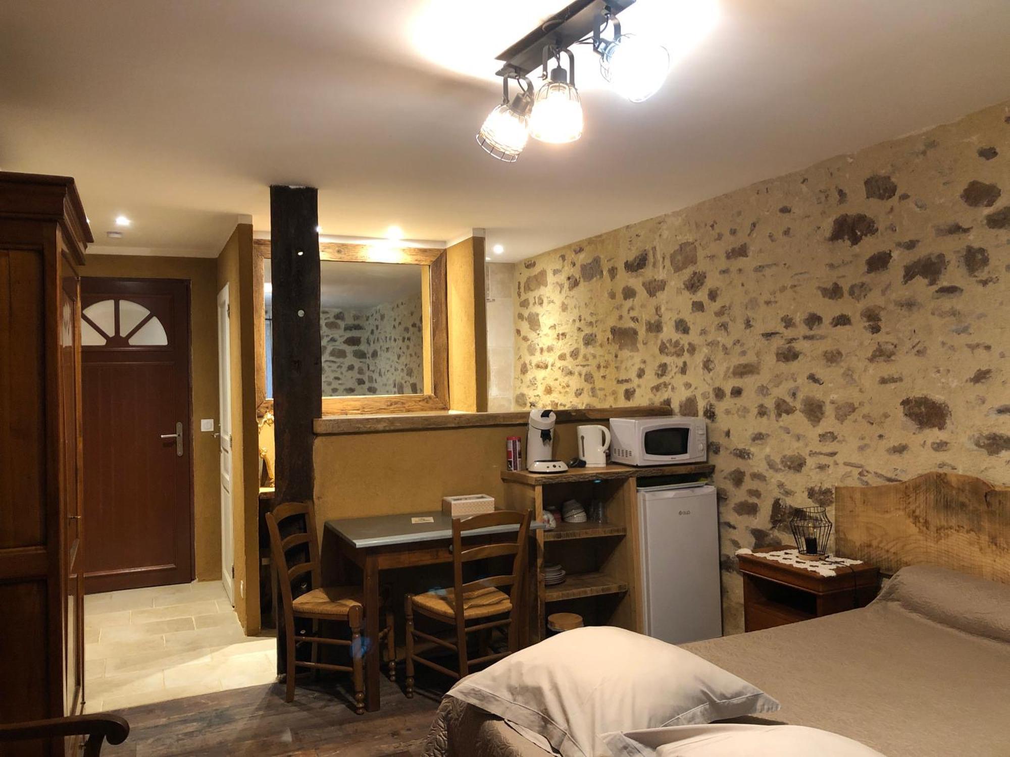 Ecuries De Saint Maurice- Maison D'Hotes De Gondou Lacapelle-Marival Esterno foto